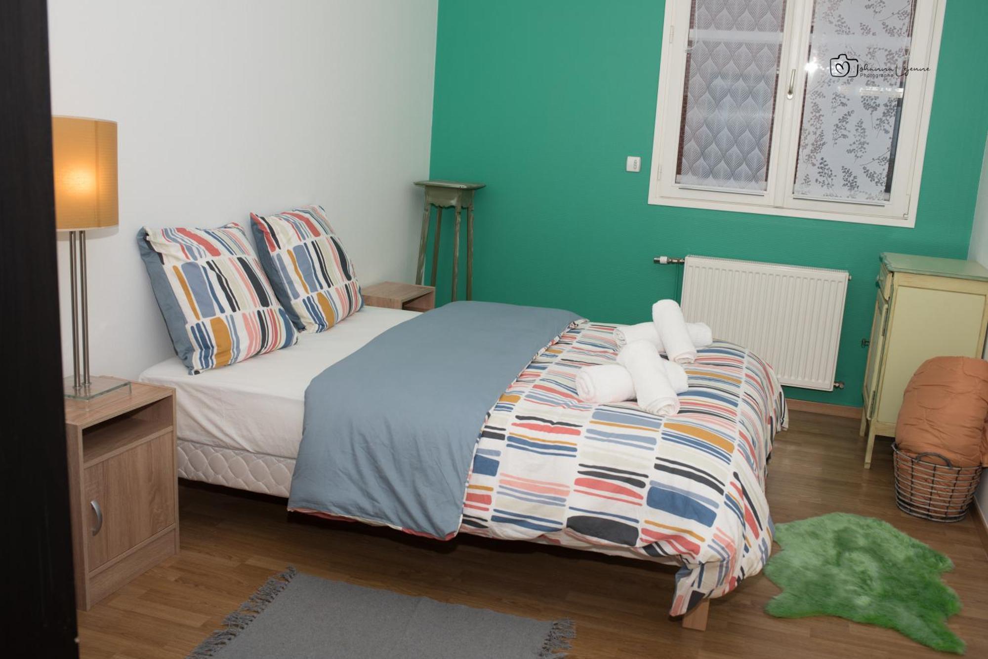 Appartement Au Rez-De-Chaussee Nichee En Plein Centre D'Arras Esterno foto